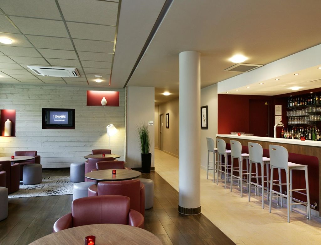 Hotel Campanile Nantes Centre - Saint Jacques Zewnętrze zdjęcie